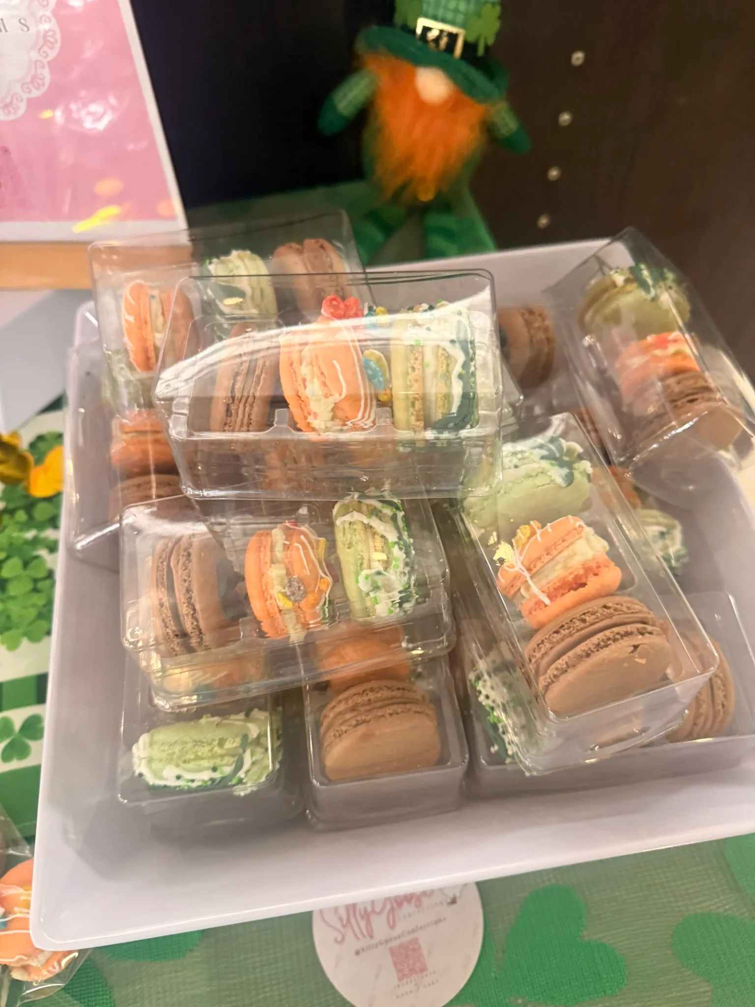Event dessert spreads — macarons & themed sweets