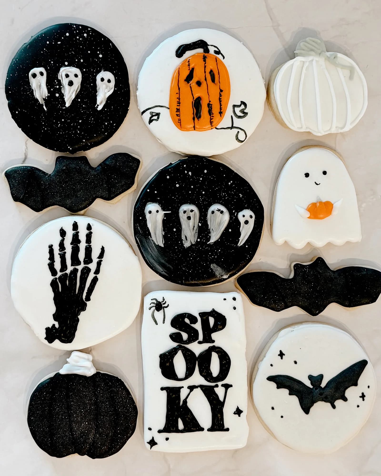 Spooky chic Halloween set